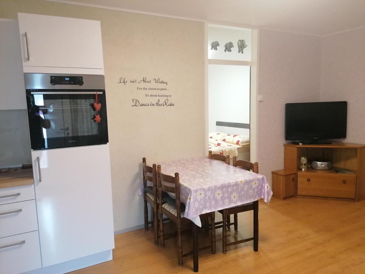 Apartmaji Valter Srpenica Kültér fotó